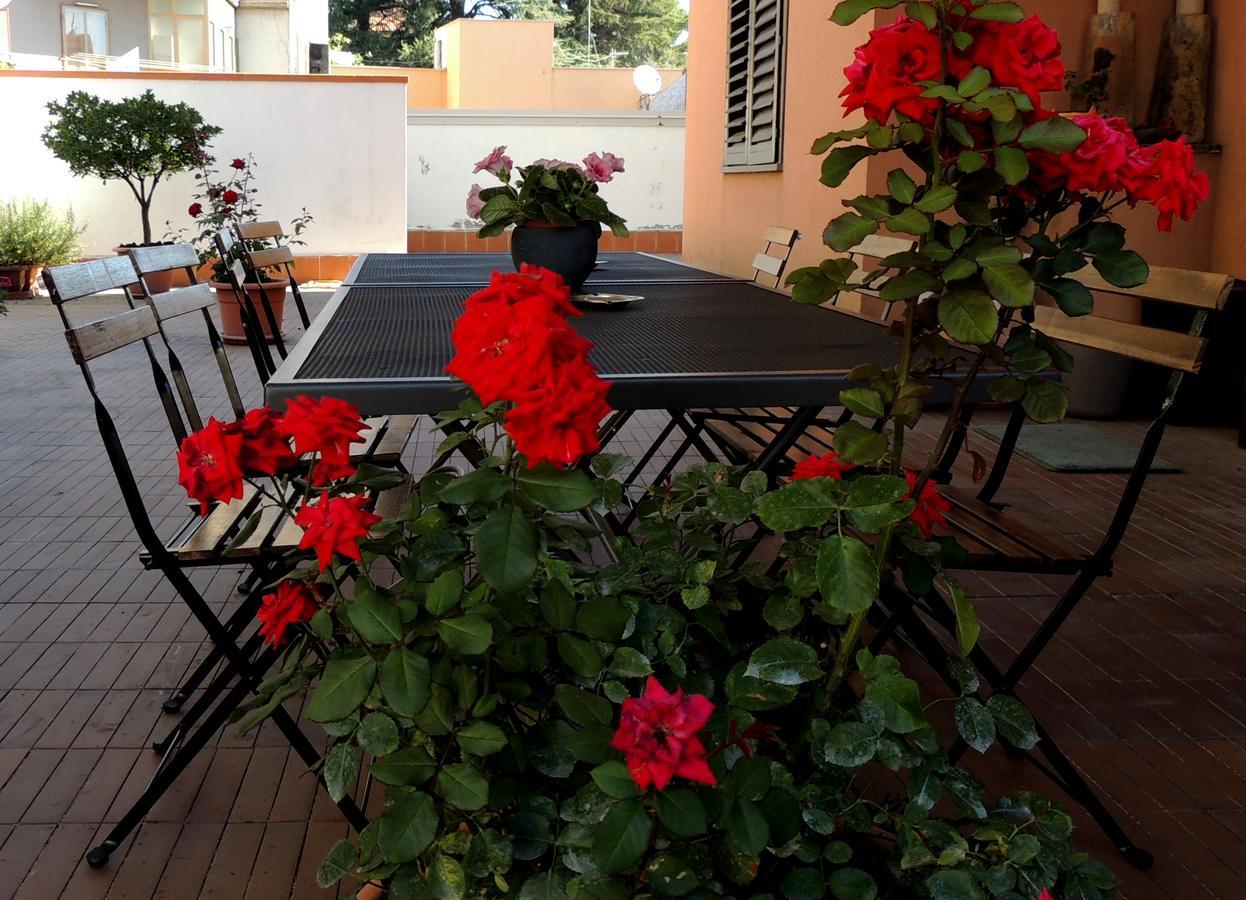 B&B Il Rosso E Il Nero Zafferana Etnea Luaran gambar